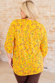 Lizzy Top in Yellow and Navy Paisley