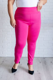 Dear Scarlett Magic Skinny 28" Pants in Hot Pink