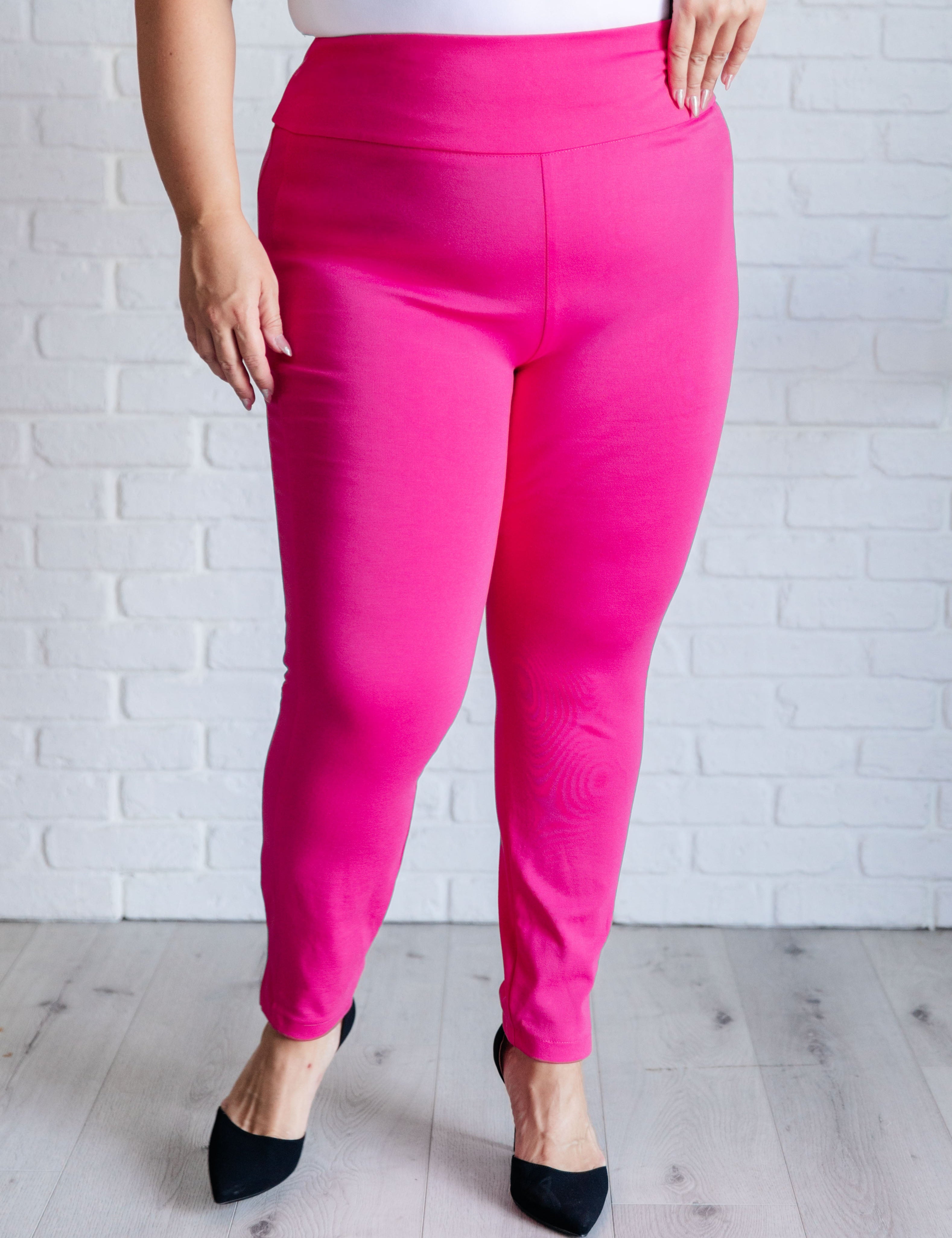 MagicSkinny28_PantsinHotPink16.jpg