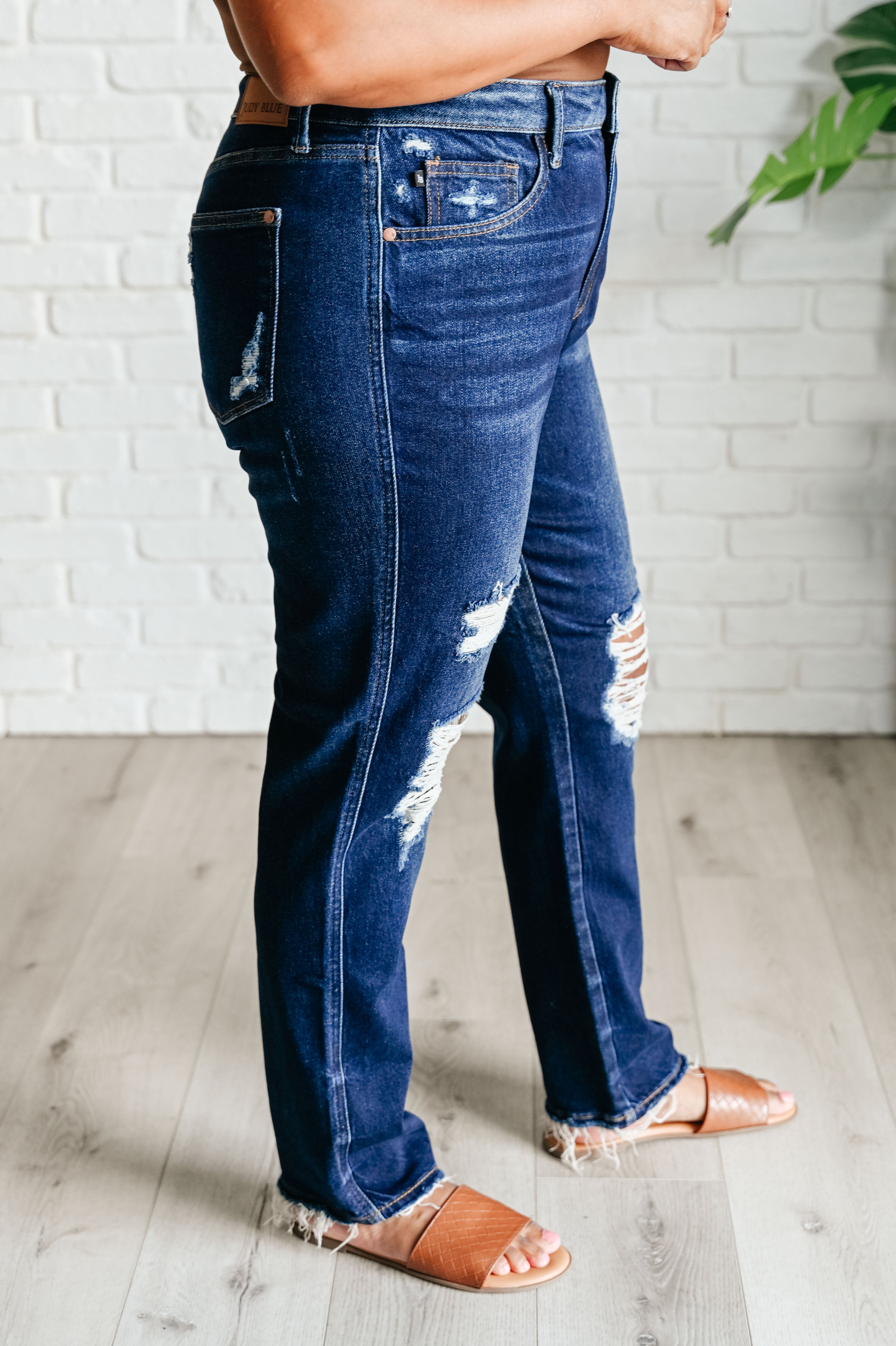 High Rise Rigid Magic Distressed Straight Judy Blue Jeans