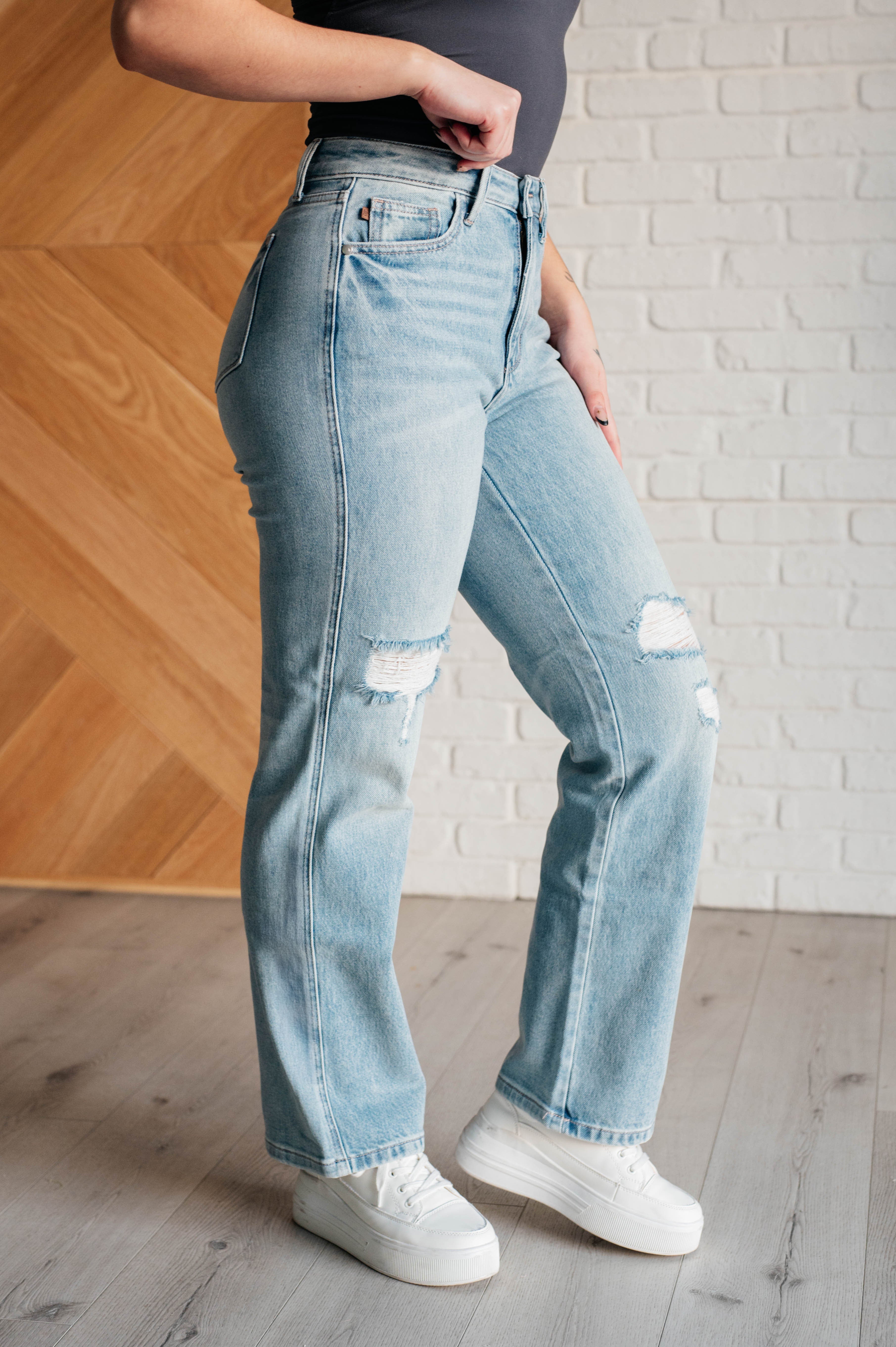 High Rise Rigid Magic 90's Straight Judy Blue Jeans