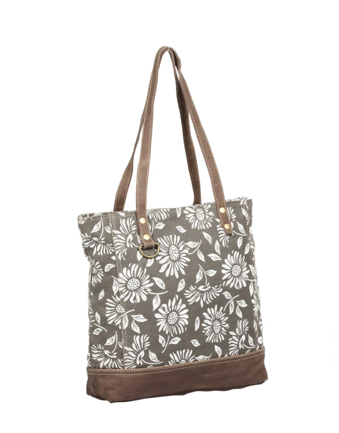 Myra | Great Nautical Tote Bag *FINAL SALE*