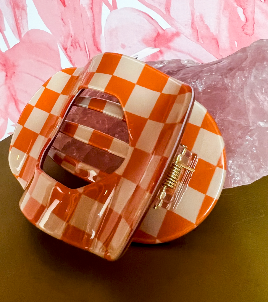 Checkered Jumbo Lay Flat Oval Hair Claw Clip