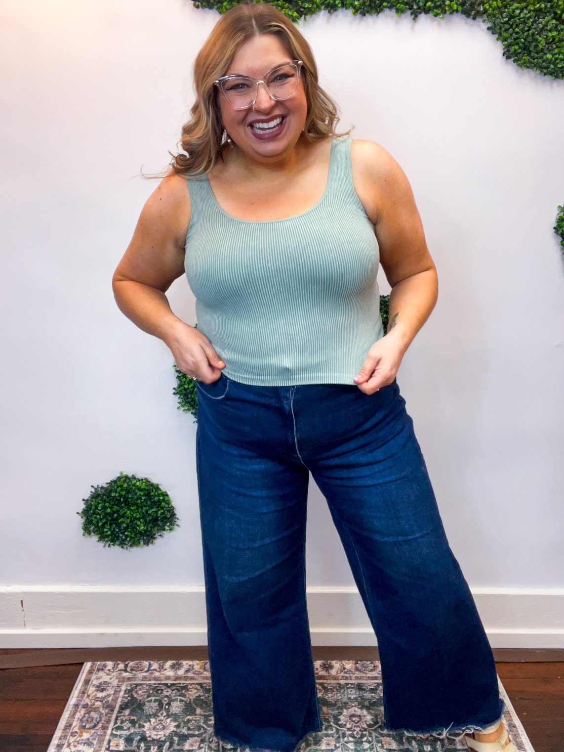 Well Defined Seamless Tank in Smoky Sage