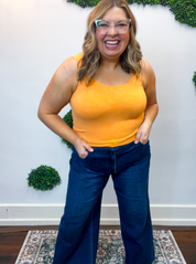 Well Defined Seamless Tank in Orange