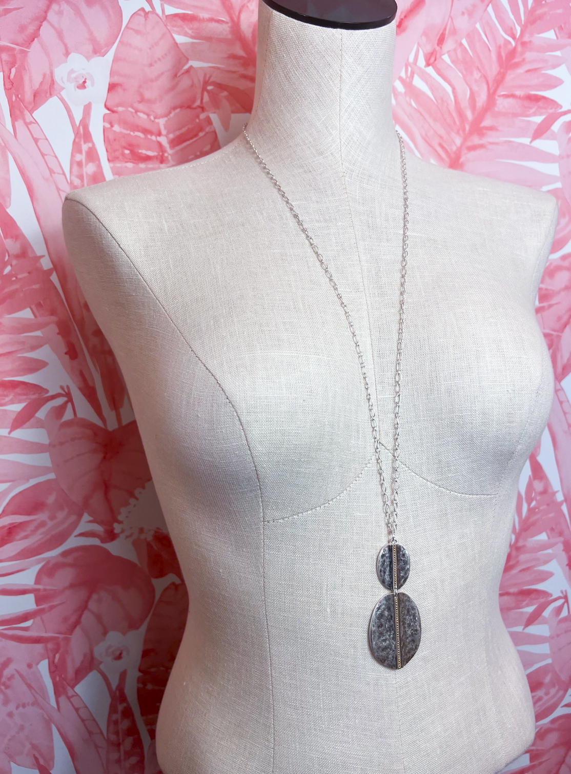 Metal Chain Hammered Duo Oval Pendant Long Necklace in Worn Silver *Final Sale*