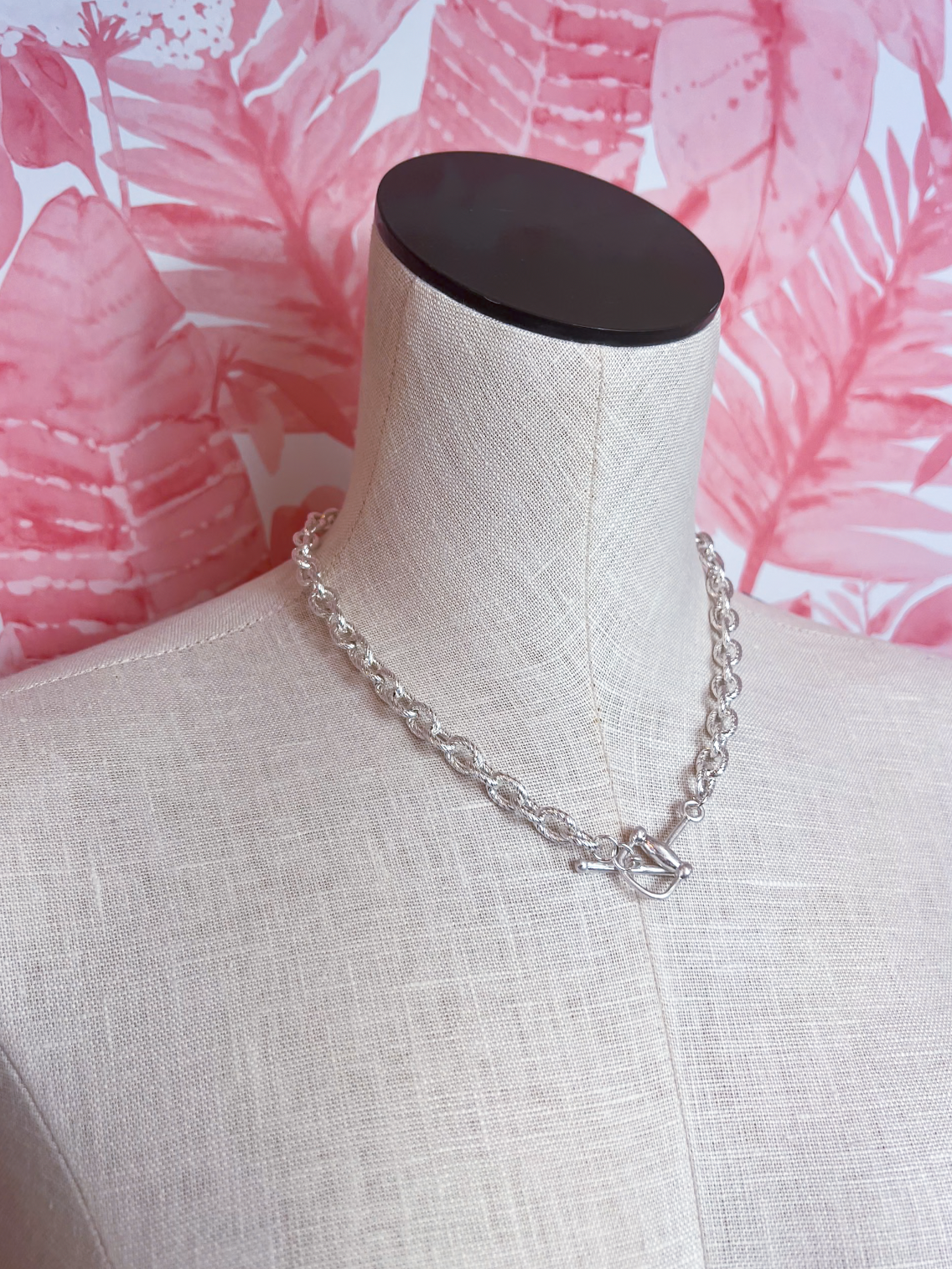 Metal Textured Linked Toggle Necklace in Worn Silver *Final Sale*