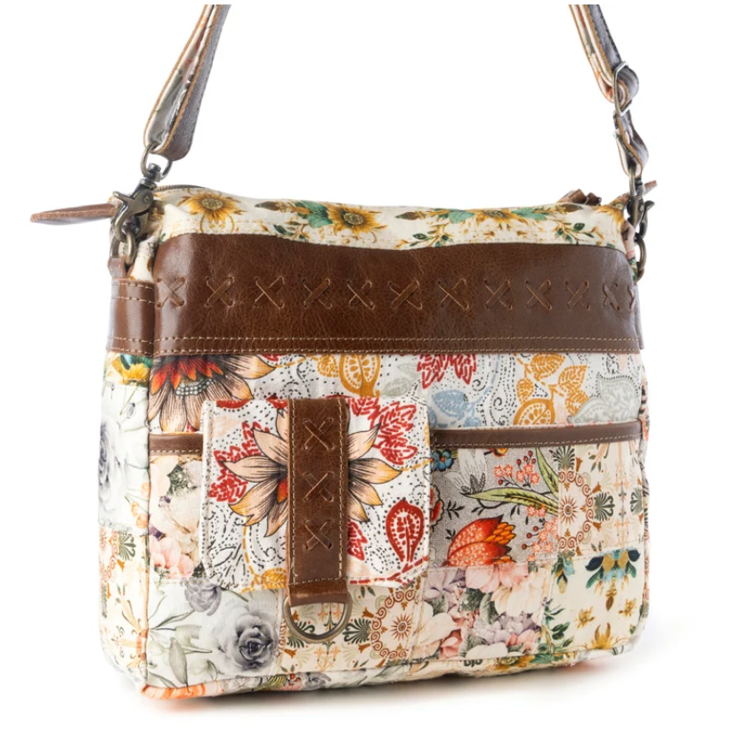 Myra | Posy Mesa Bag in Beige *FINAL SALE*