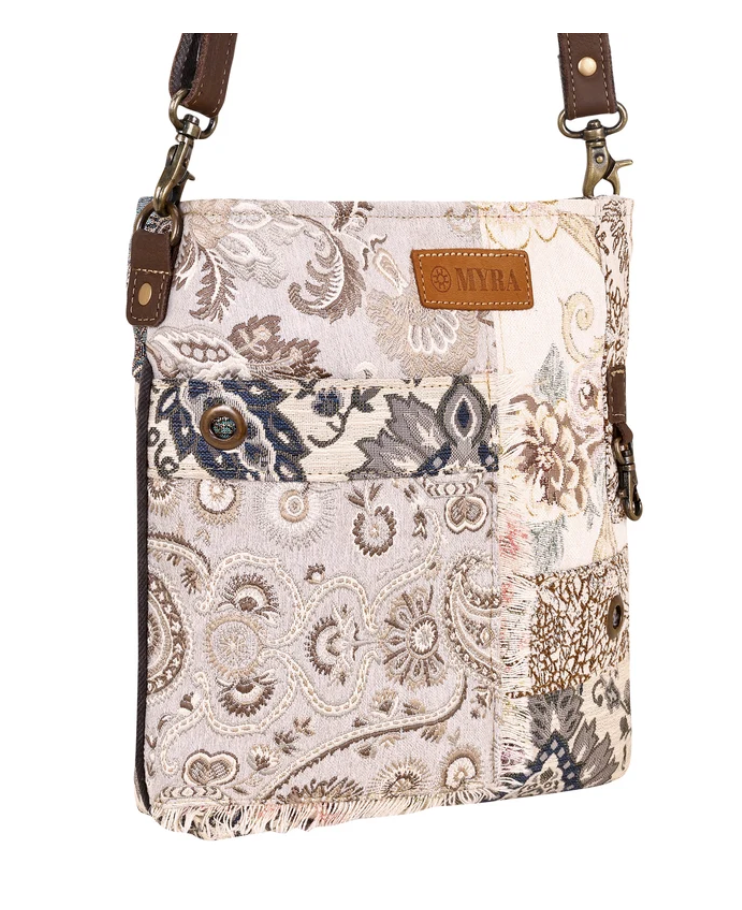 Myra | Ricegrass Shoulder Bag in Cream *FINAL SALE*