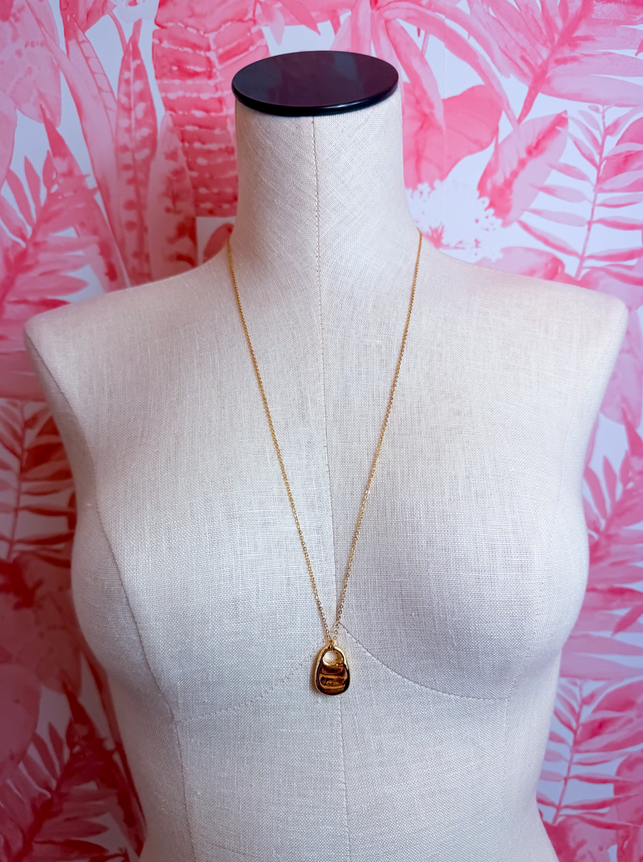 Oval Pendant Long Chain Necklace in Gold *Final Sale*