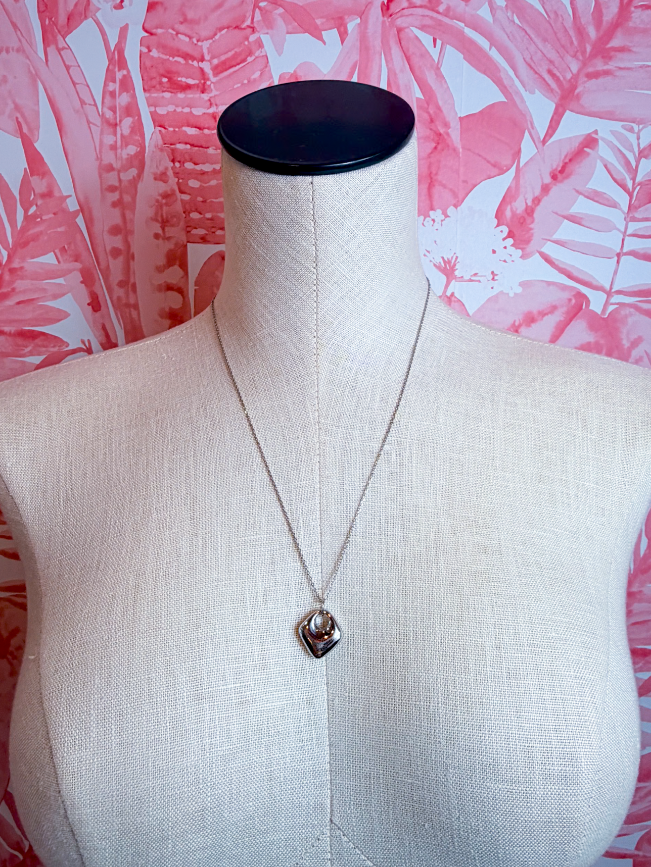 Mini Rounded Square Pendant Necklace in Silver *Final Sale*