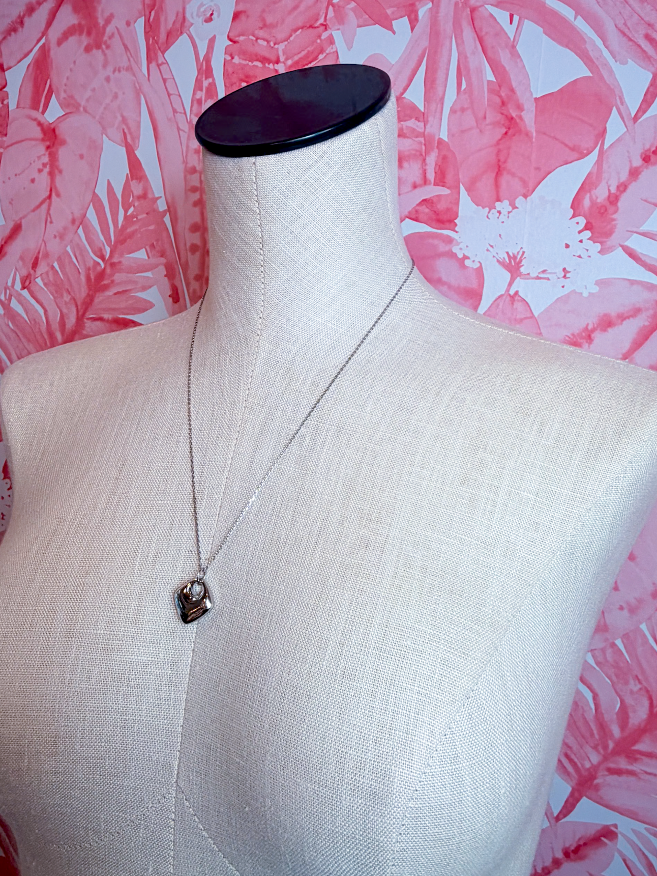 Mini Rounded Square Pendant Necklace in Silver *Final Sale*