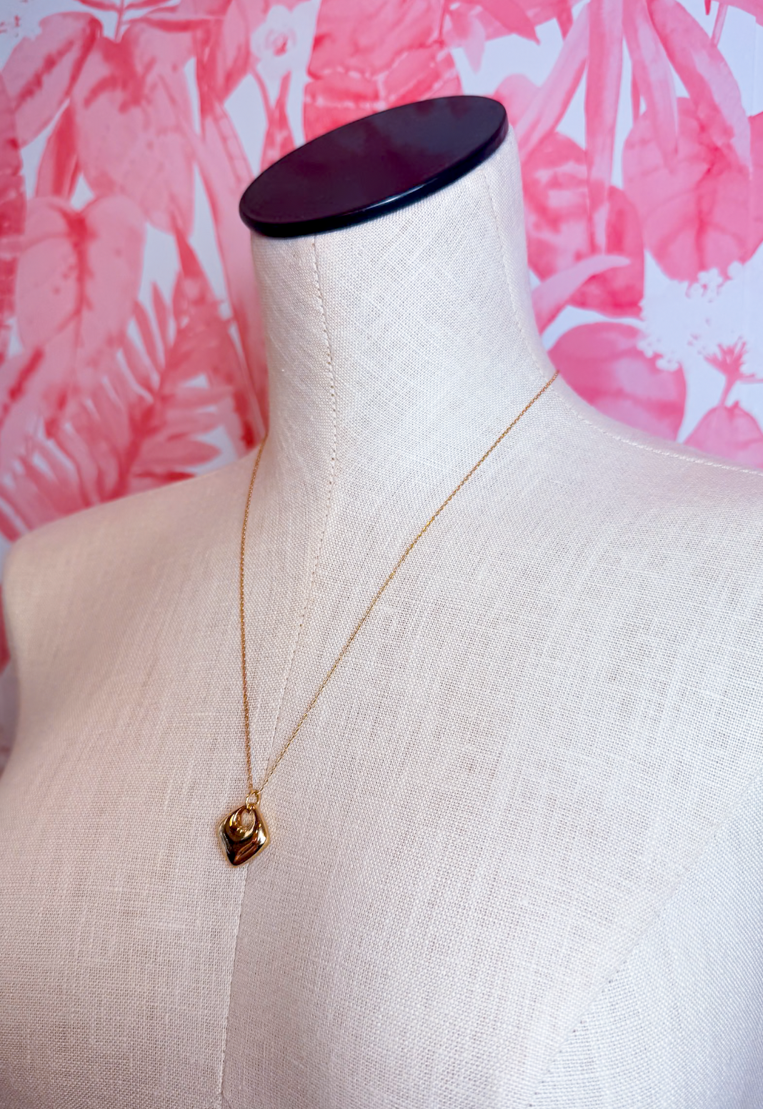 Mini Rounded Square Pendant Necklace in Gold *Final Sale*