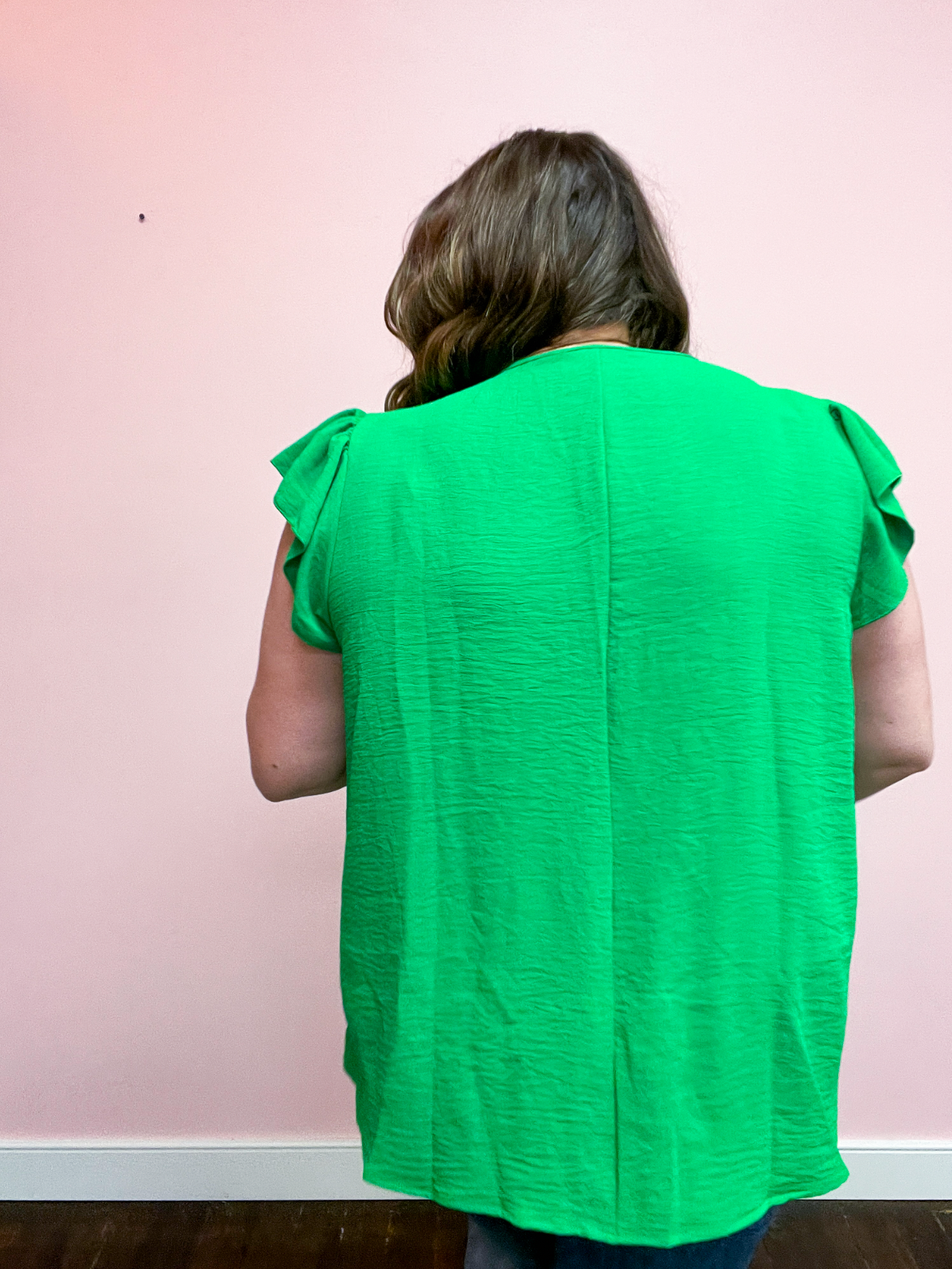 Summer Days Kelly Green Banded V Neck Flutter Sleeve Top