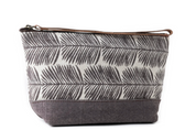Myra | Wanderleaf Pouch in Earthern Grey *FINAL SALE*