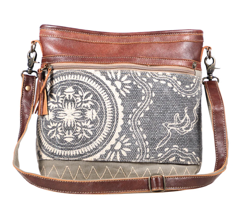 Myra | Vogue Shoulder Bag *FINAL SALE*