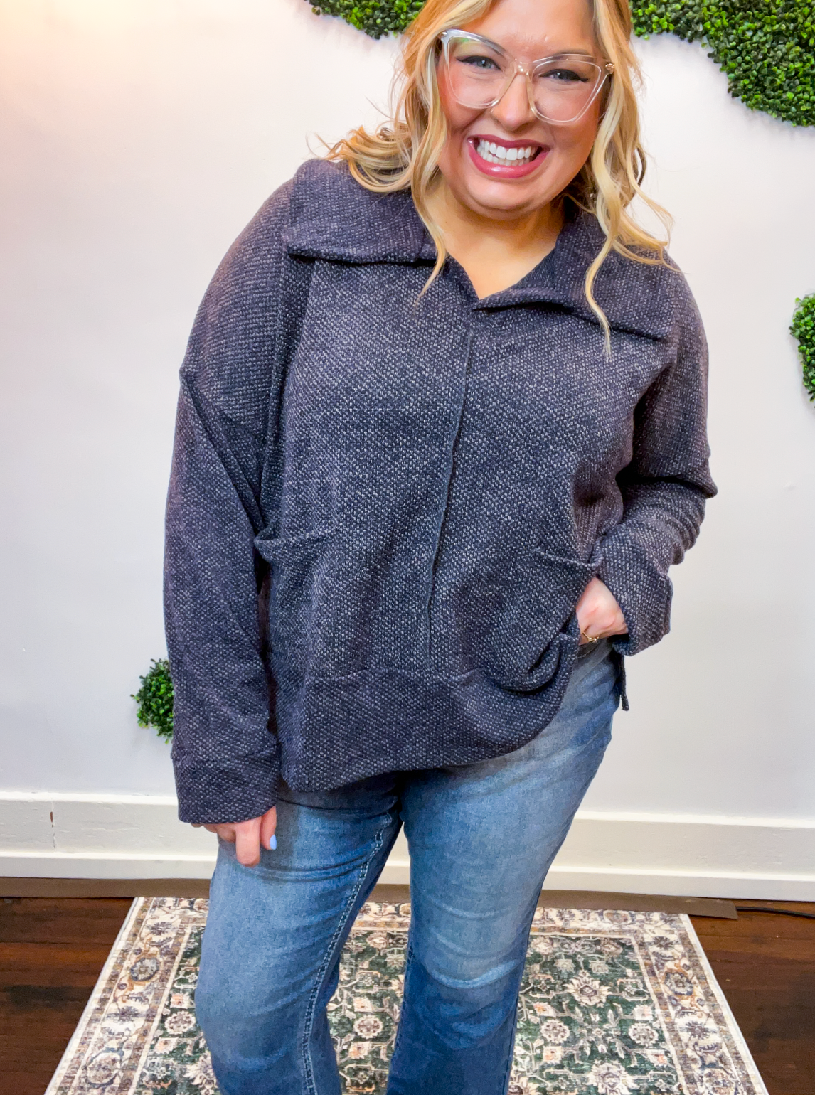 Country Nightfall Collar Sweater in Charcoal