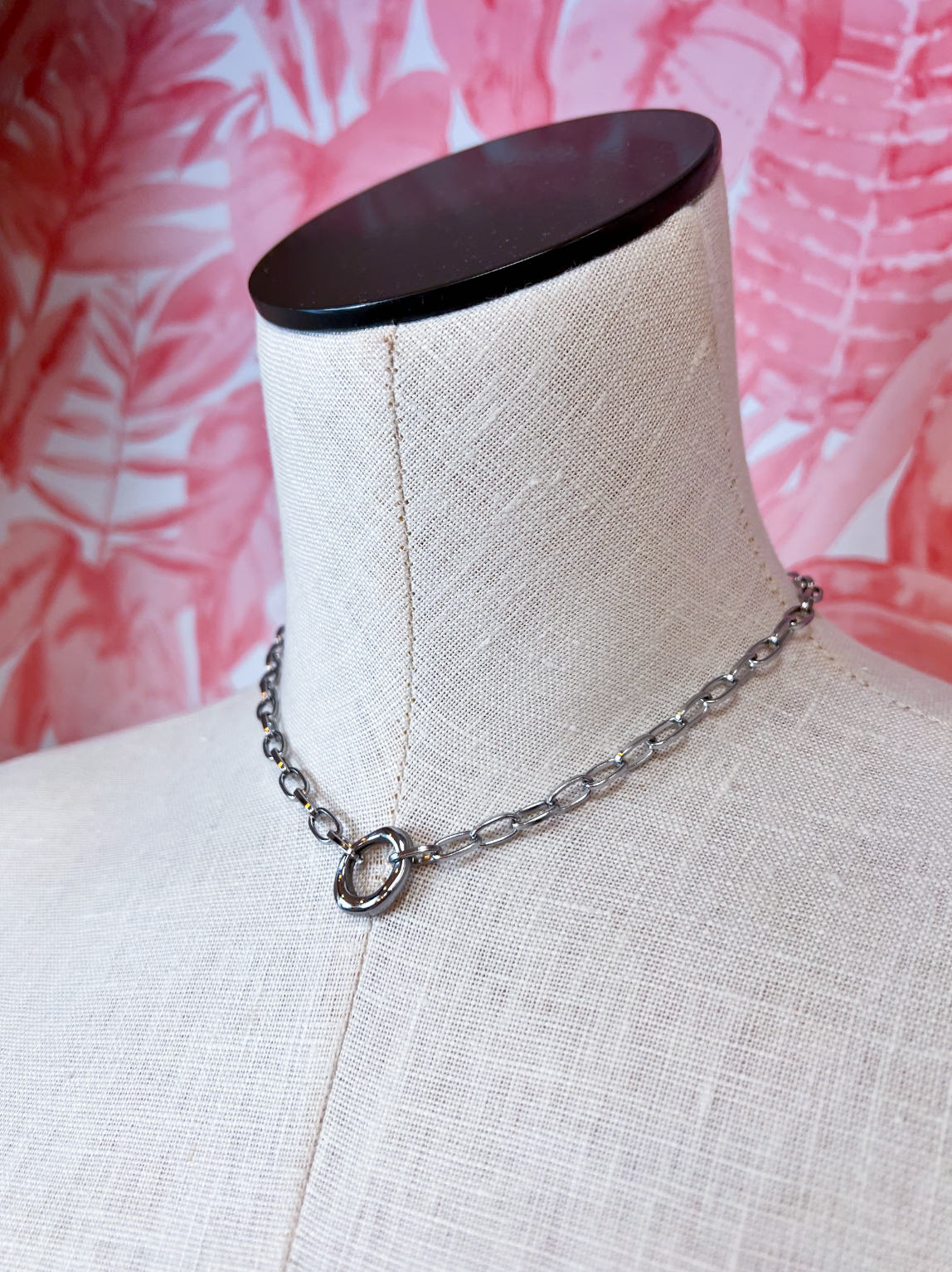 Stainless Steel Tarnish-Free Open Oval Necklace in Silver *Final Sale*