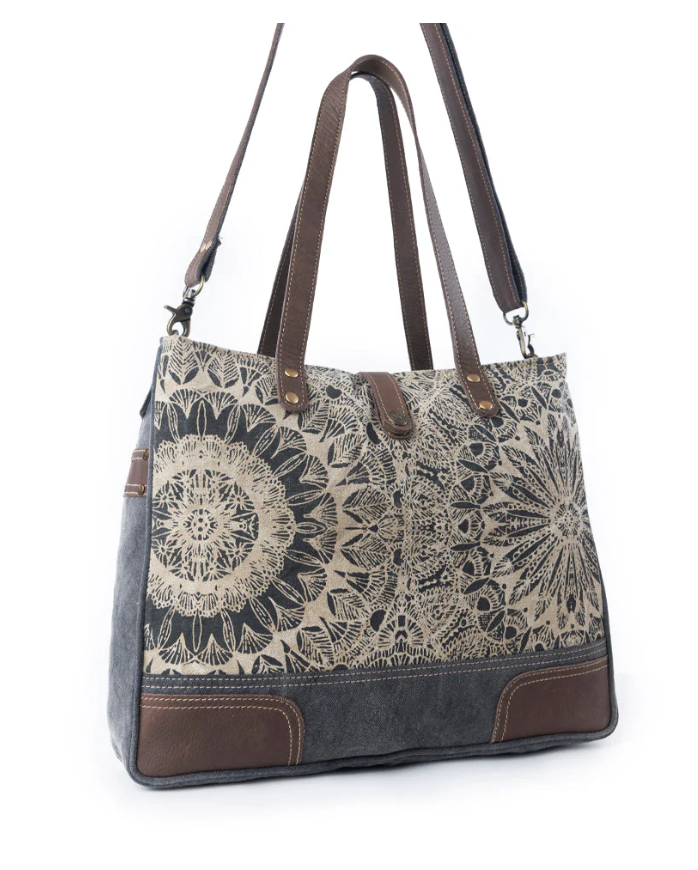 Myra | Willow Mesa Messenger in Radial Sand  *FINAL SALE*