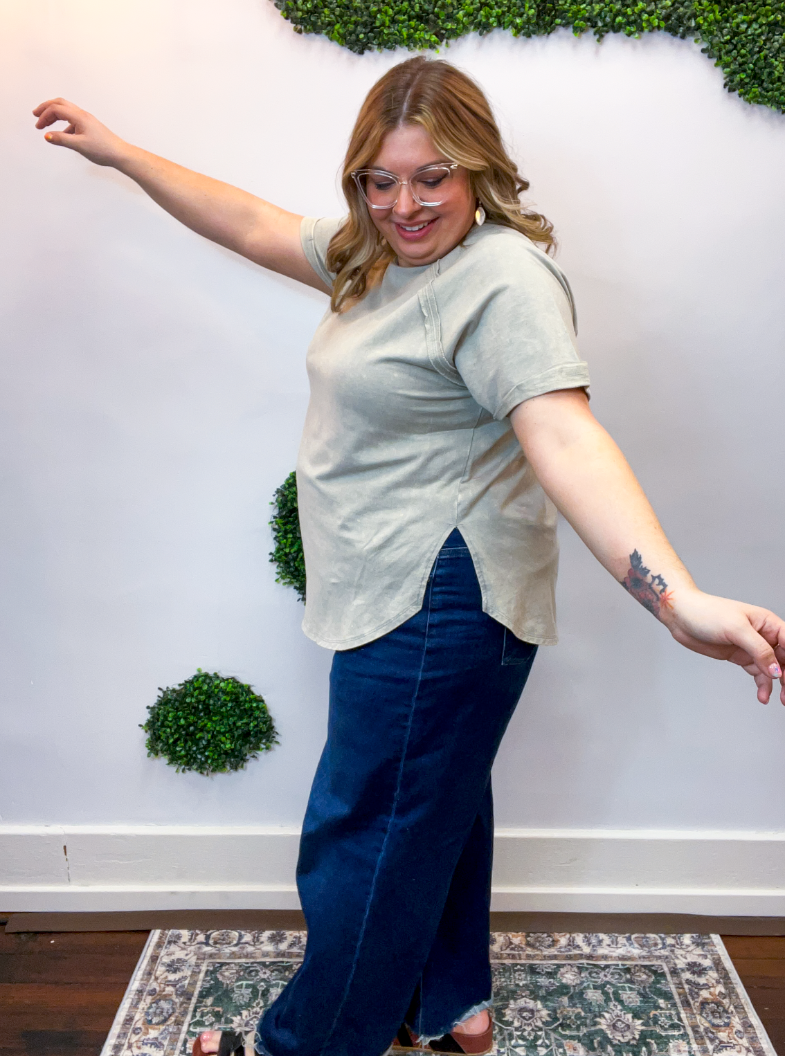 Sunkissed Crinkle Off Duty Top in Sleet