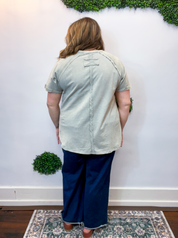 Sunkissed Crinkle Off Duty Top in Sleet