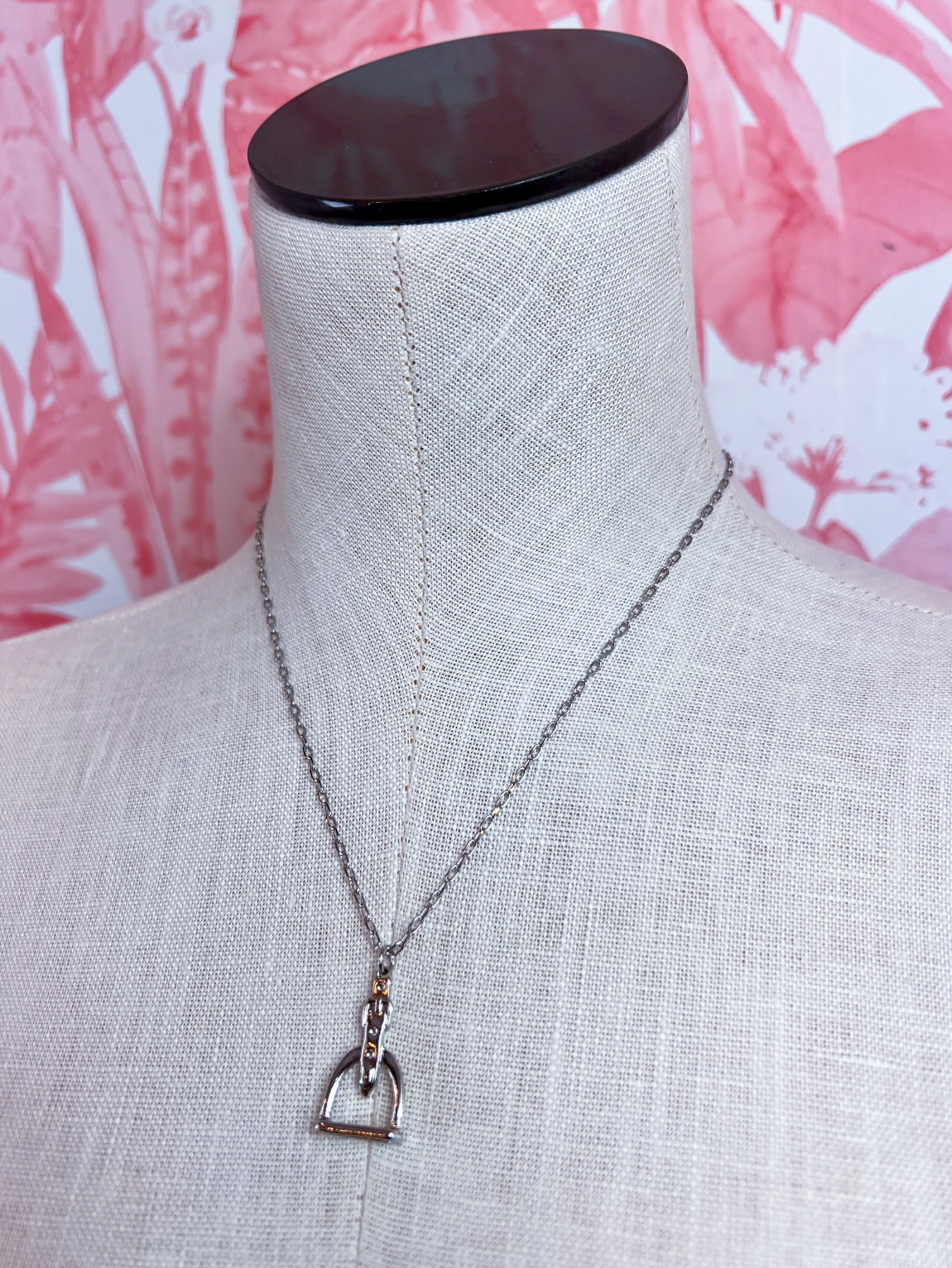 Stirrup Style Necklace in Silver *Final Sale*