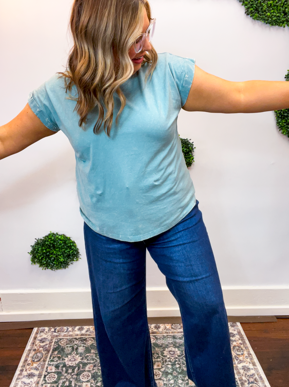 Sunkissed Crinkle Folded Sleeve Tee in Ash Blue