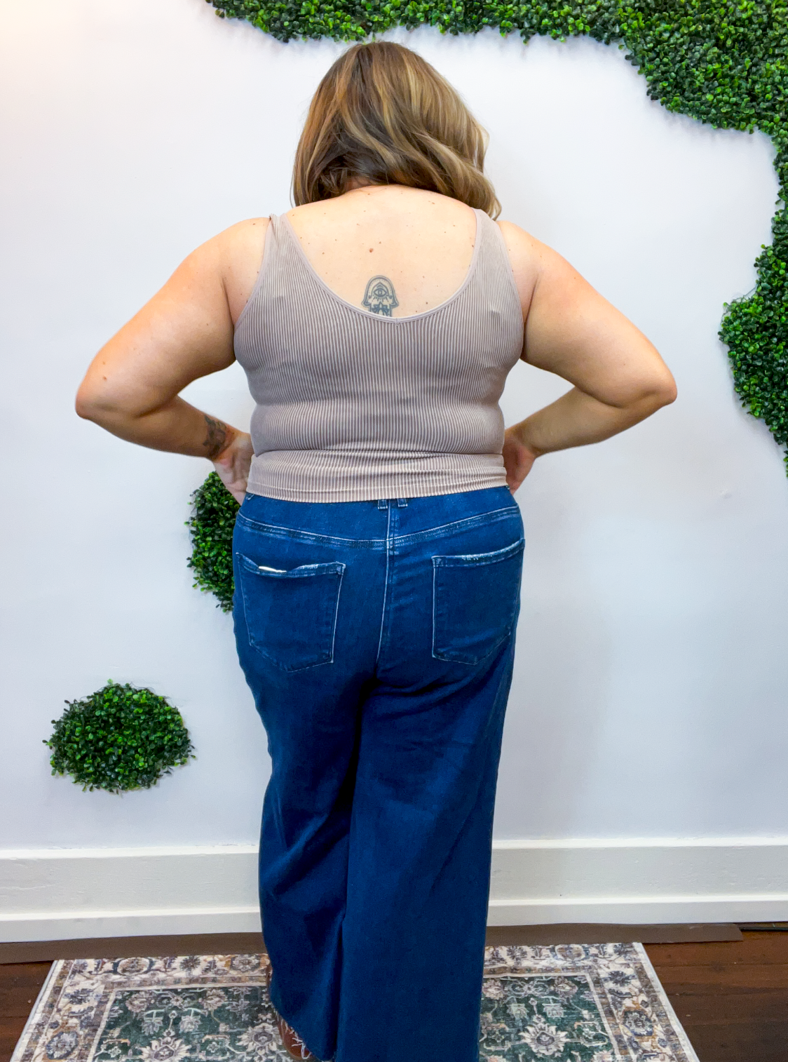 Well Defined Seamless Tank in Light Mocha