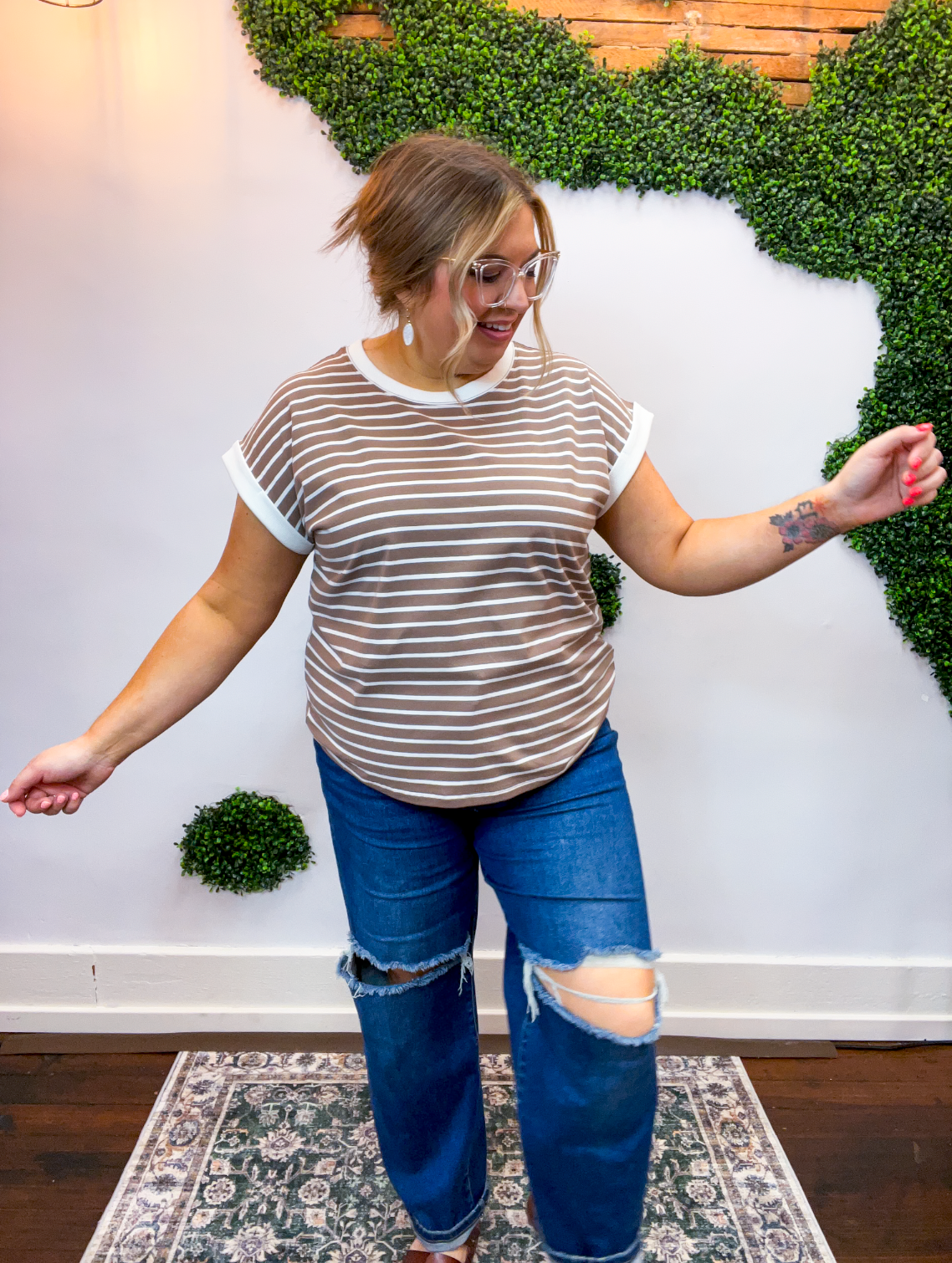 Stripe It Lucky Tee in Mocha *40% OFF* ALL SALES FINAL!