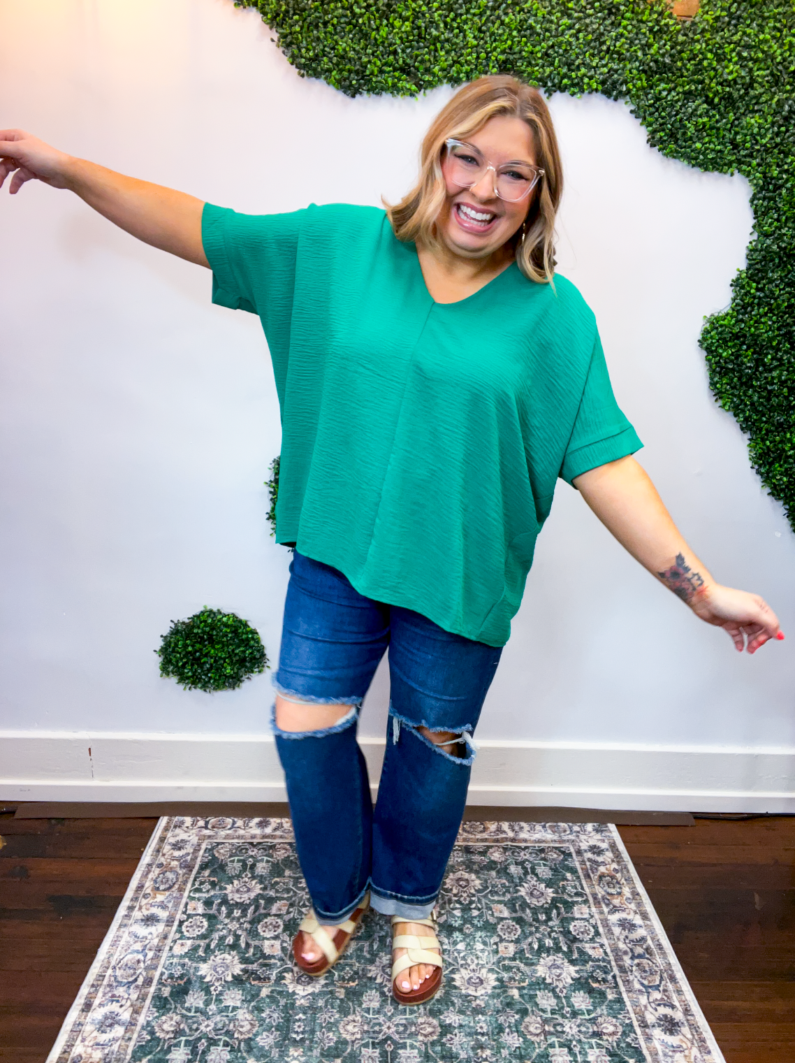 Float Away Dolman Top in Kelly Green