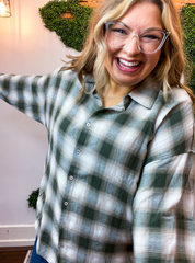 Cabin Weekend Flannel Top in Olive