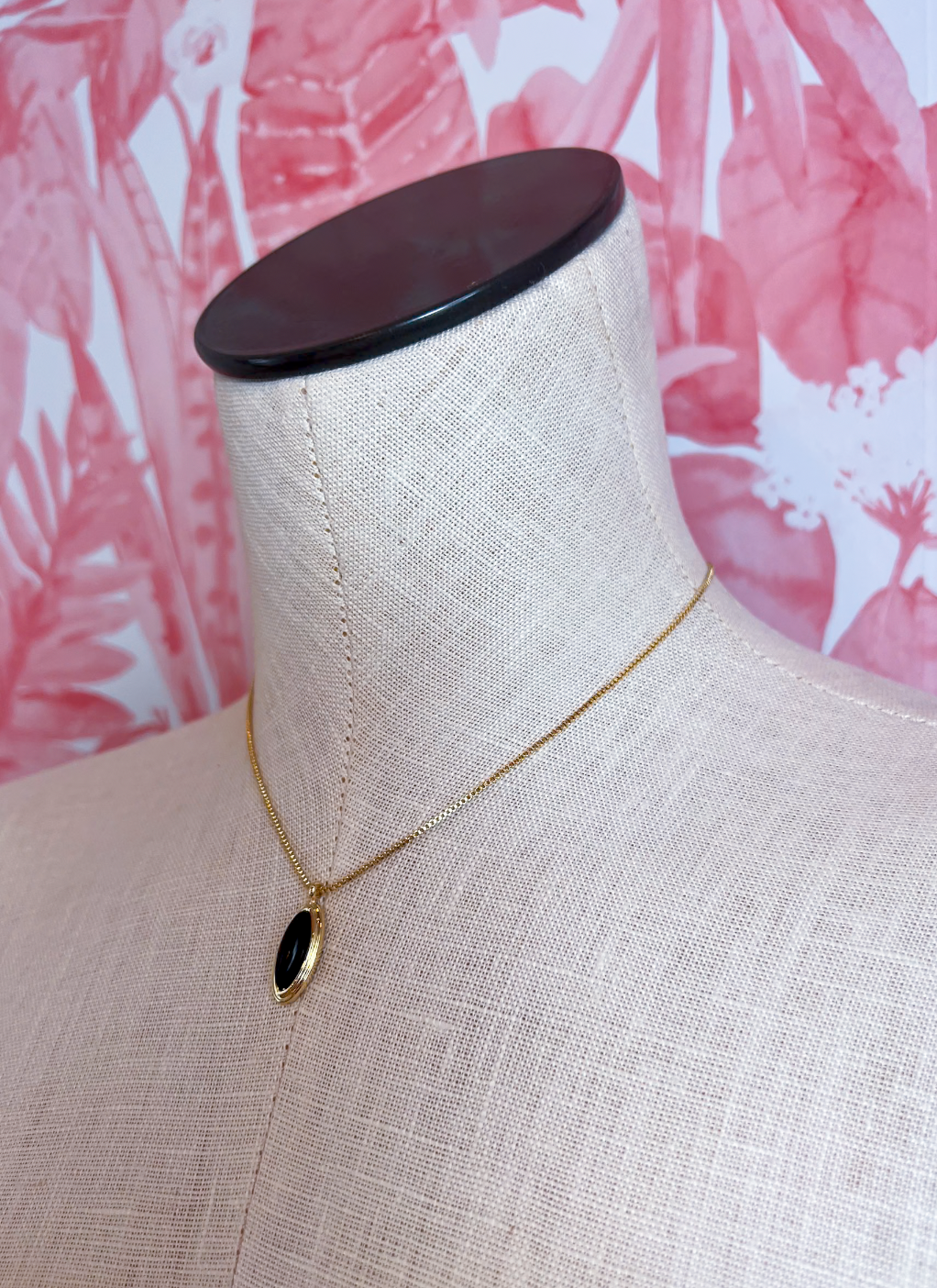 Noir Pendant Necklace *Final Sale*