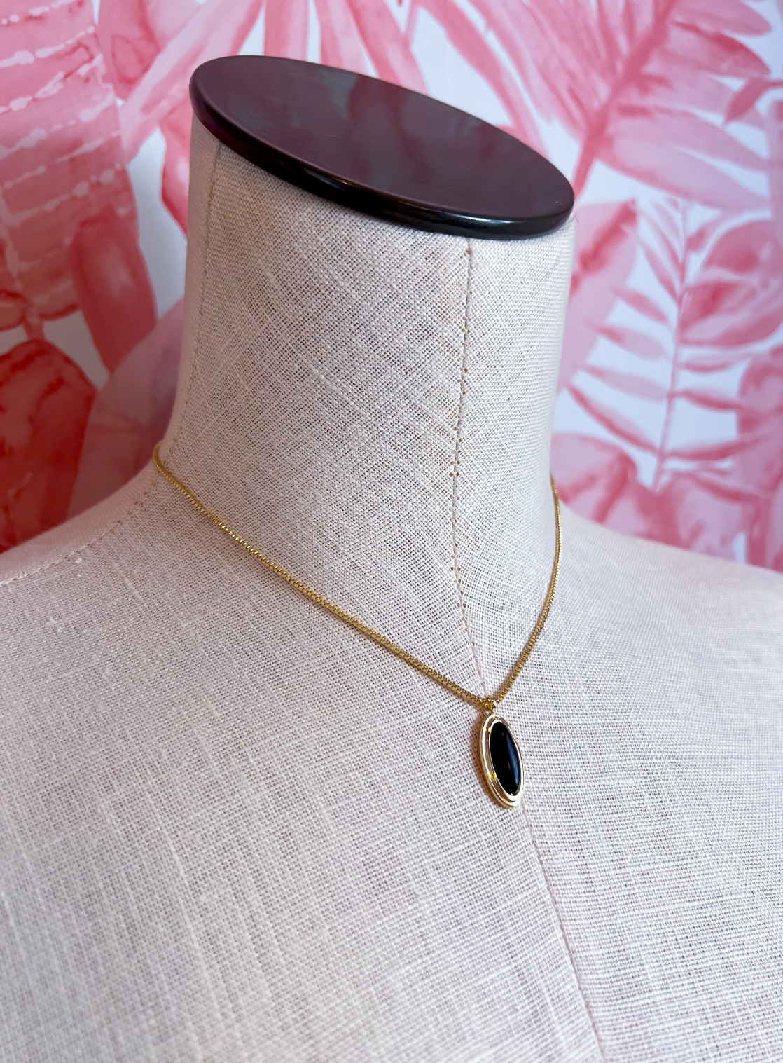 Noir Pendant Necklace *Final Sale*