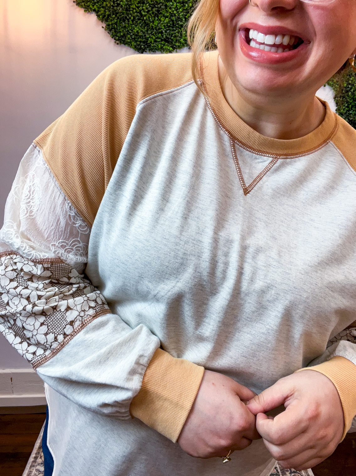Easel | Sweetest Thing Lace Pullover