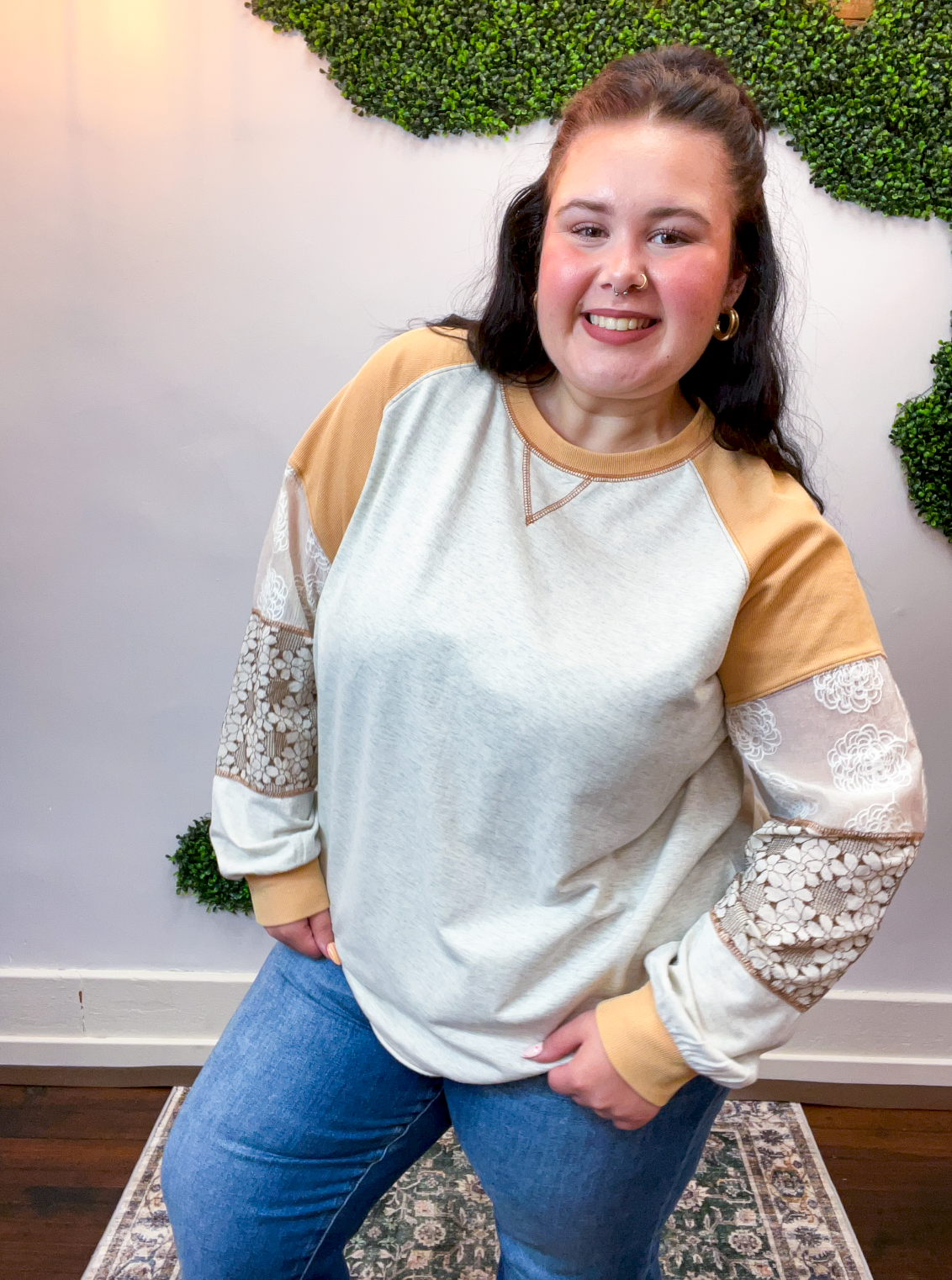 Easel | Sweetest Thing Lace Pullover