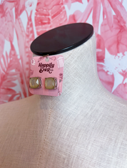 Pearl Luster Stud Earrings *Final Sale*