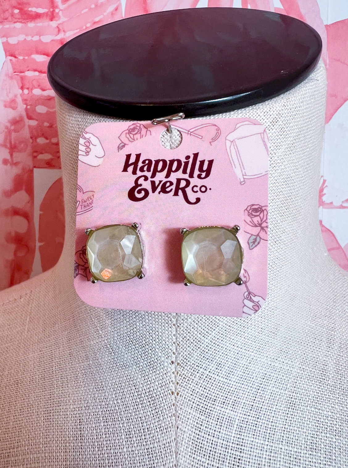 Pearl Luster Stud Earrings *Final Sale*