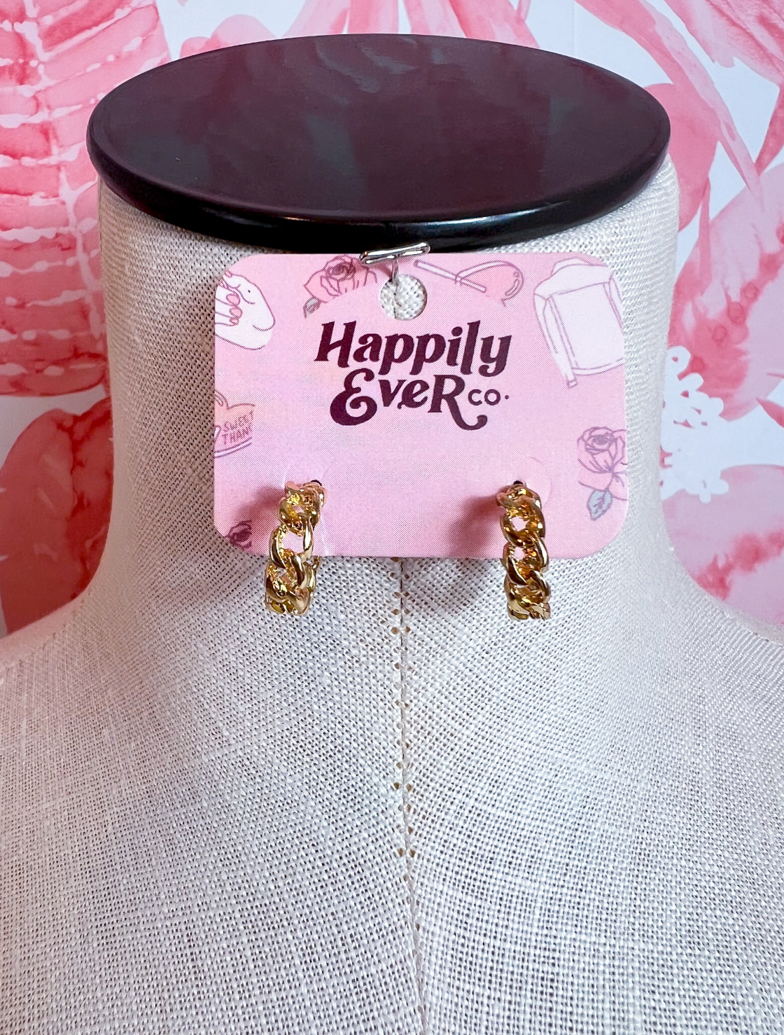Chain Link Huggie Hoops *Final Sale*