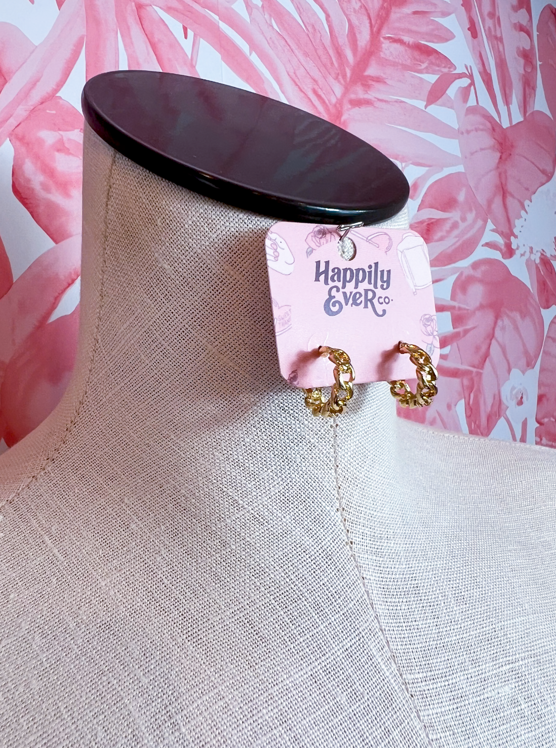 Chain Link Huggie Hoops *Final Sale*