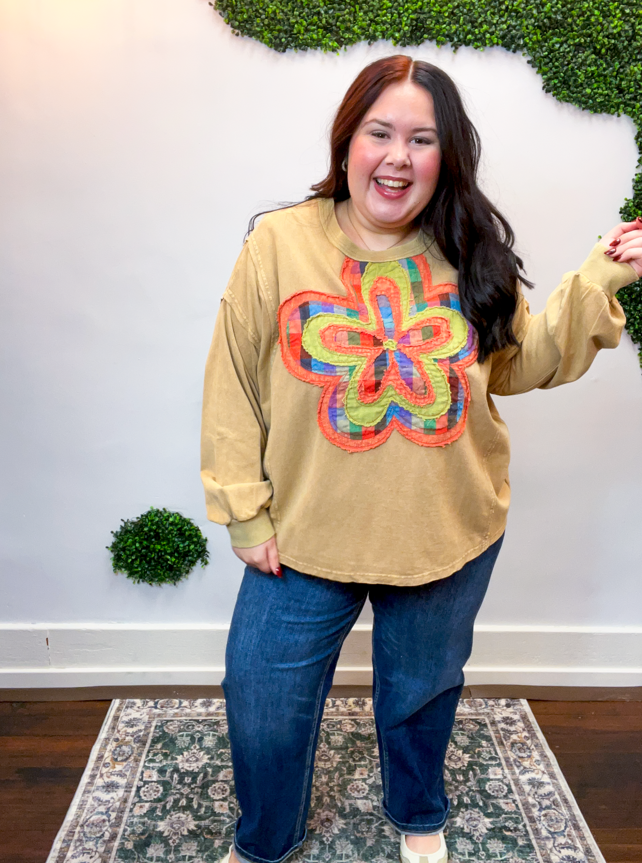 Wandering Bloom Pullover