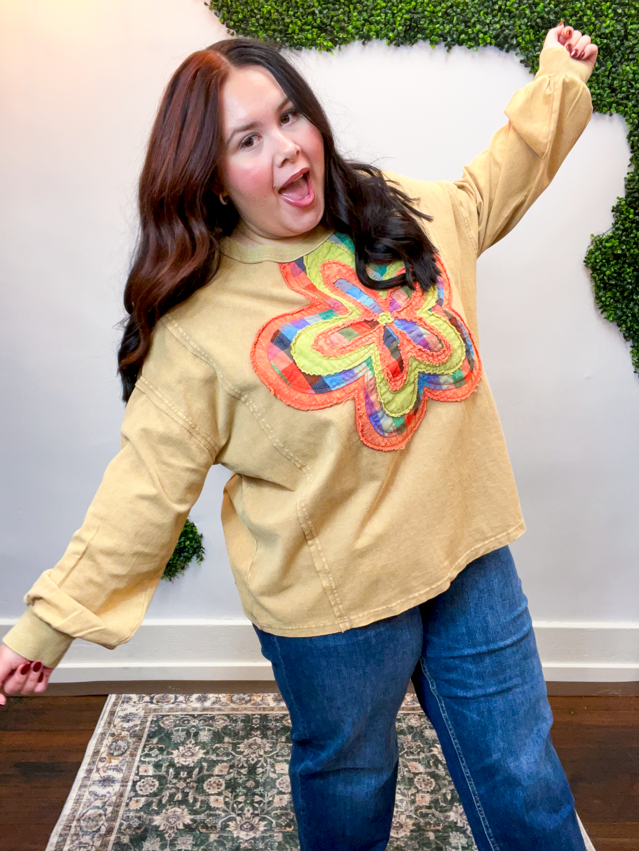 Wandering Bloom Pullover