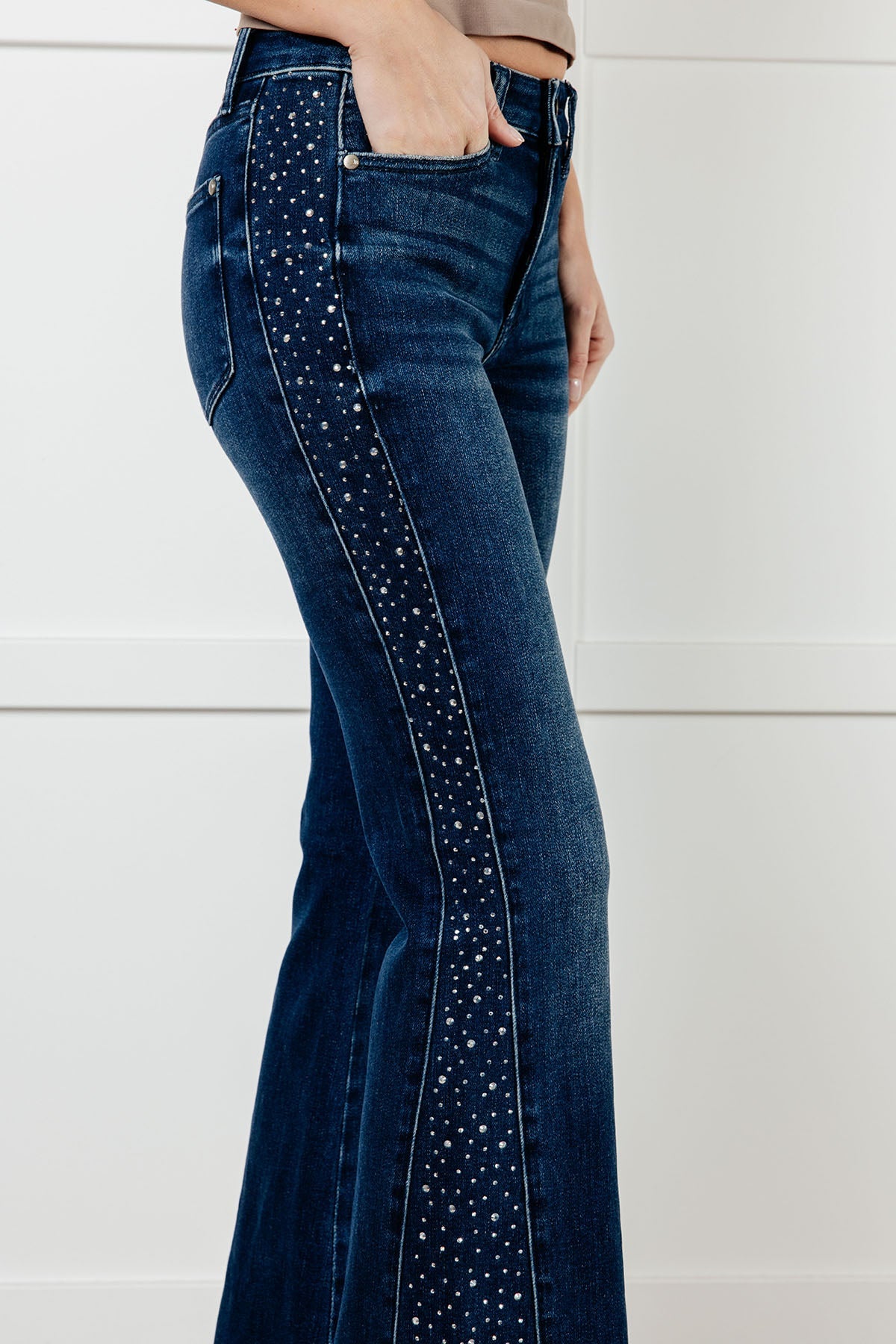 Mid Rise Rhinestone Detail Flare Judy Blue Jeans