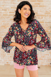 Willow Bell Sleeve Top in Black Multi Ditsy Floral