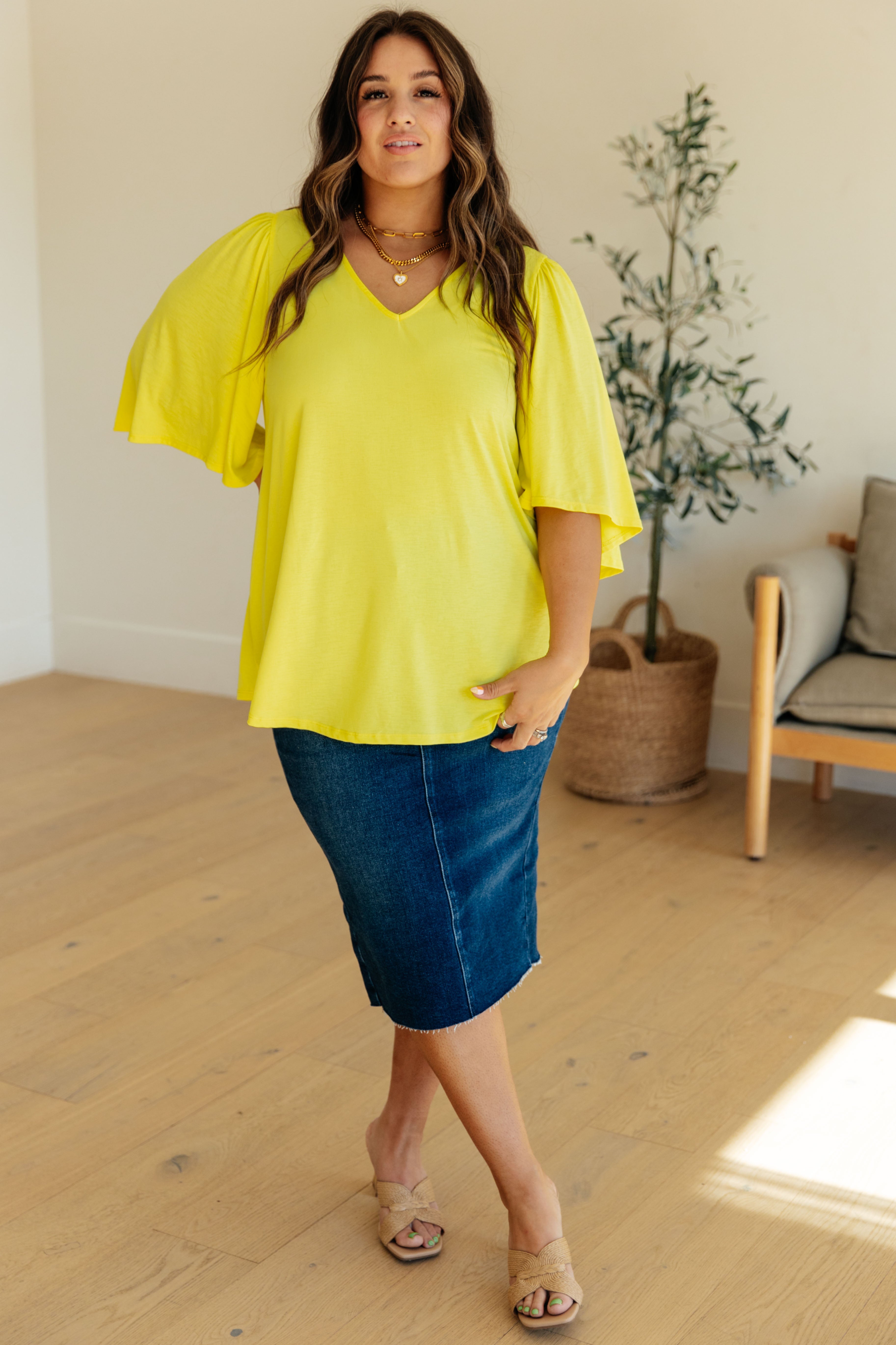 Cali Wrinkle Free Blouse in Neon Yellow