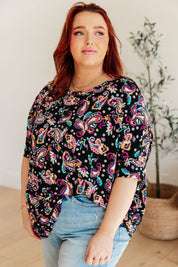Dear Scarlett Essential Blouse in Black and Pink Paisley