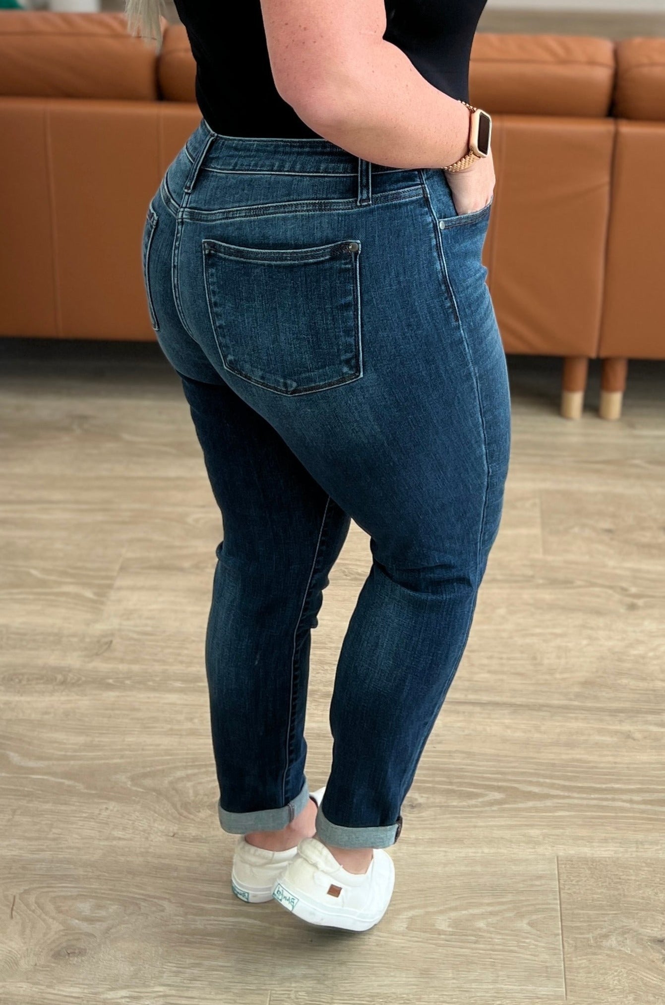 Mid Rise Cuffed Slim Relaxed Fit Judy Blue Jeans