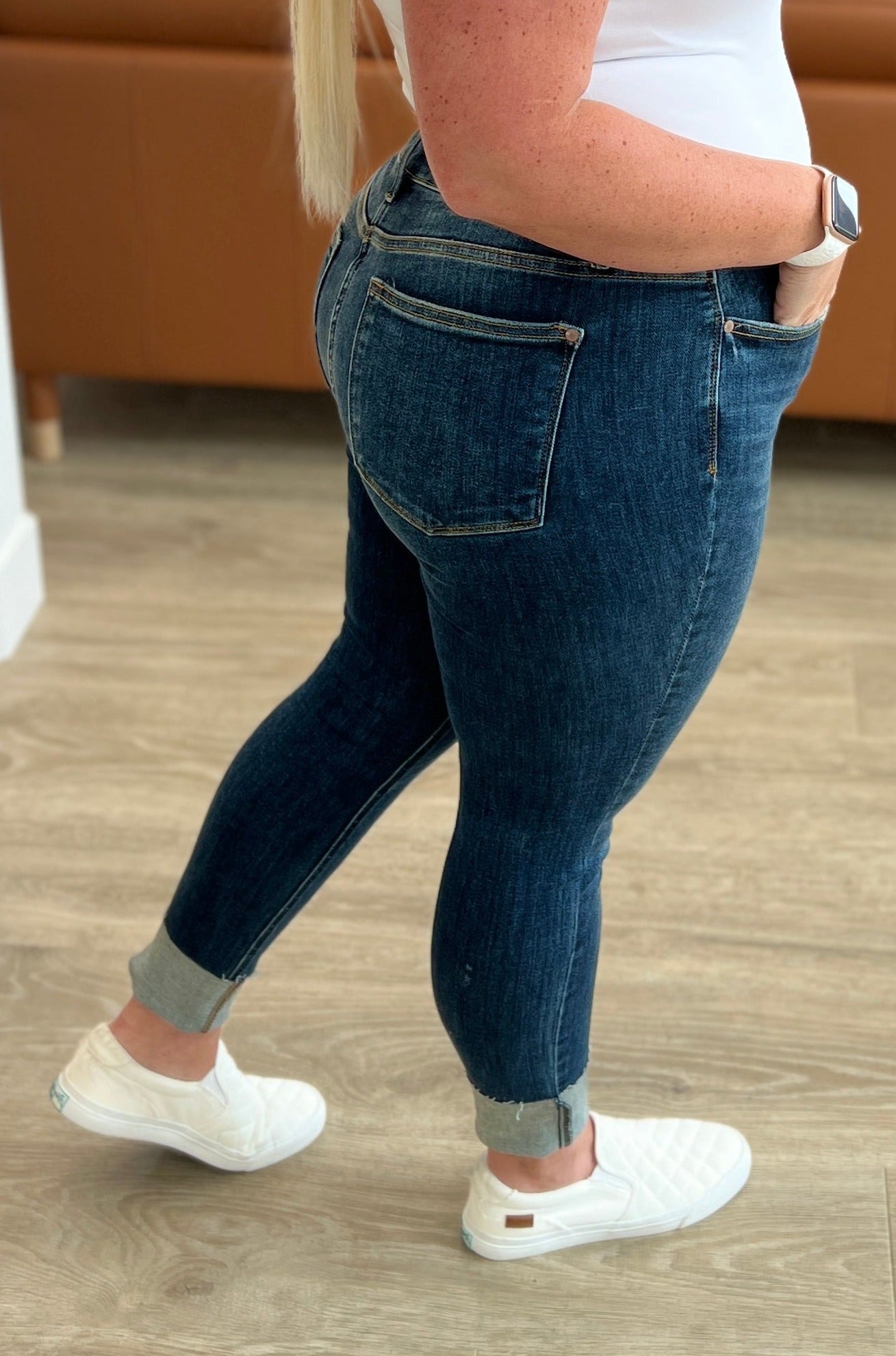 Mid Rise Vintage Raw Hem Skinny Judy Blue Jeans