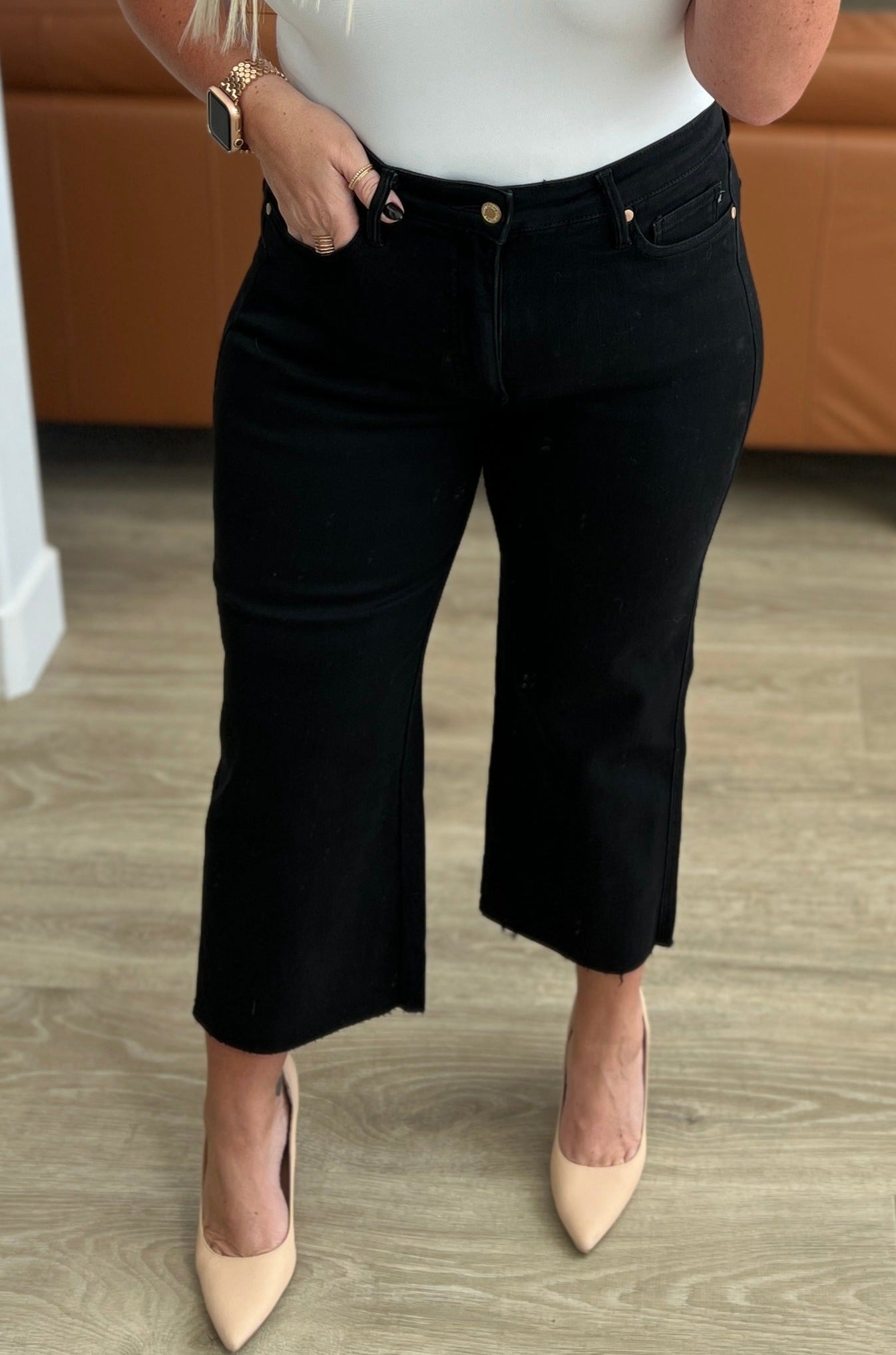High Rise Tummy Control Wide Leg Crop Judy Blue Jeans in Black